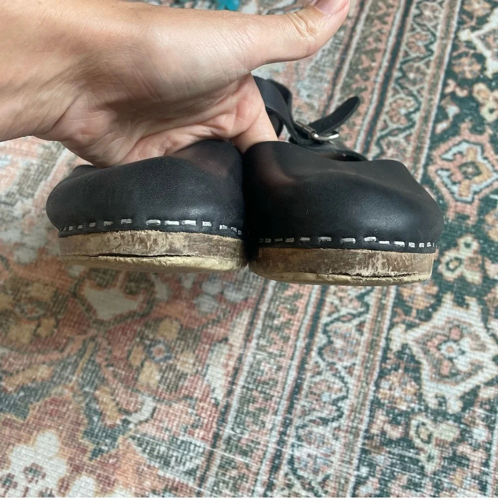 Lotta's Black Leather Low Wooden Clog 40 - Picture 2 of 5
